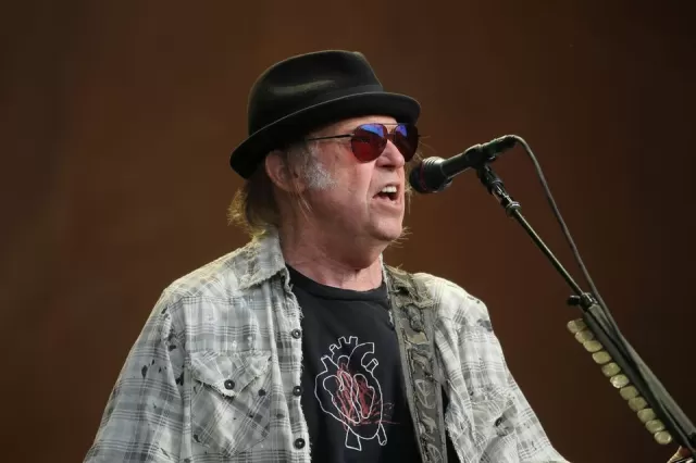Neil Young Pulls Out of Glastonbury Amid 'Corporate Control' Concerns